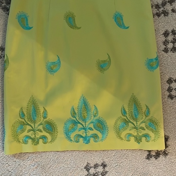 Real 90s vintage. Lovely piece I wish could fit me. Inherited from my mom. - Picture 3 of 3